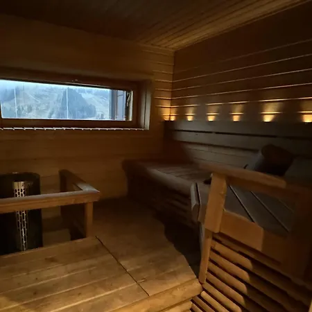 Lux Orange B11 With Mountain View Tahkovuori