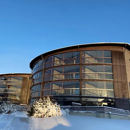 Lux Orange B11 With Mountain View Daire Tahkovuori